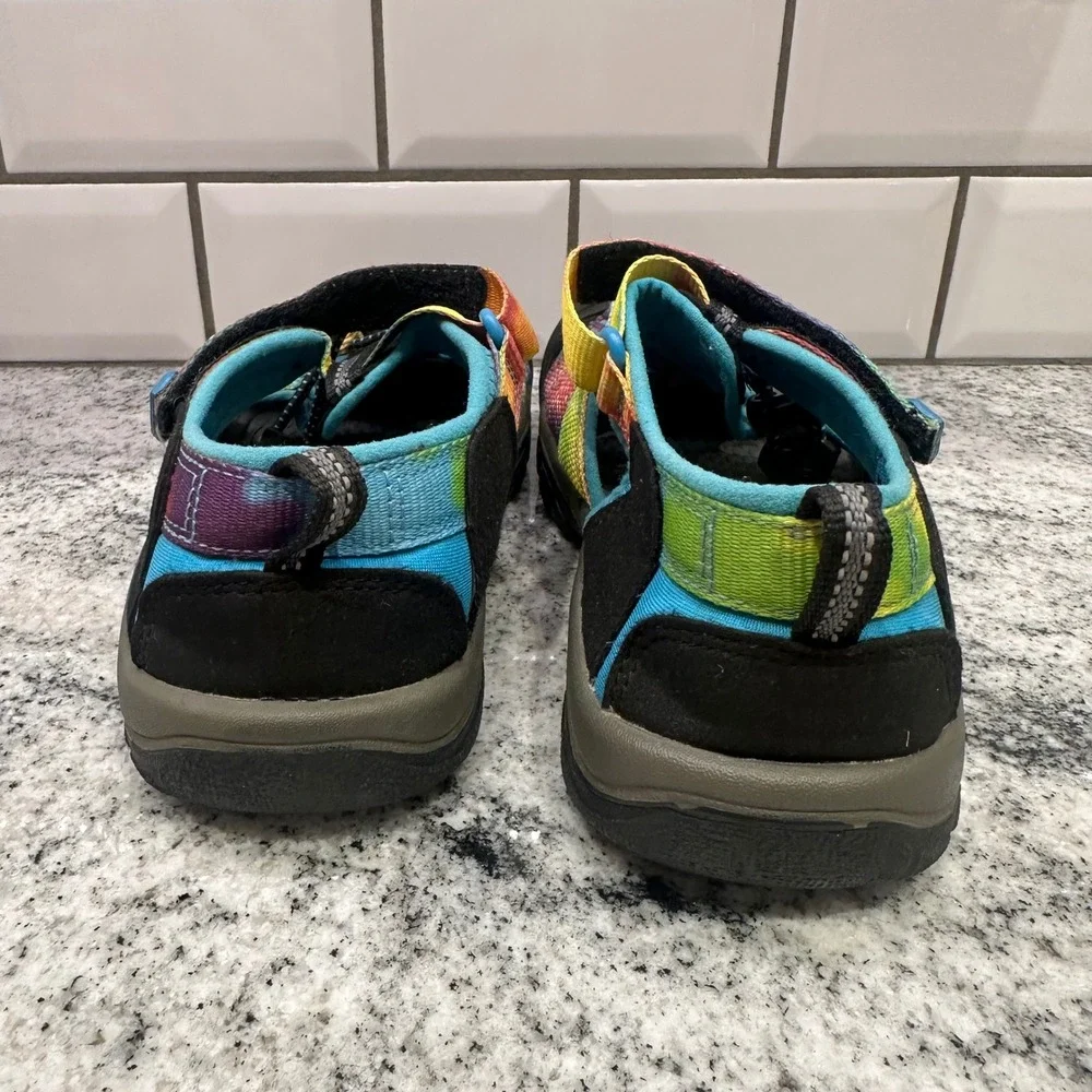 KEEN Kids'‎ Water Sandals Colorful Tie Dye Adjustable Strap Size 4